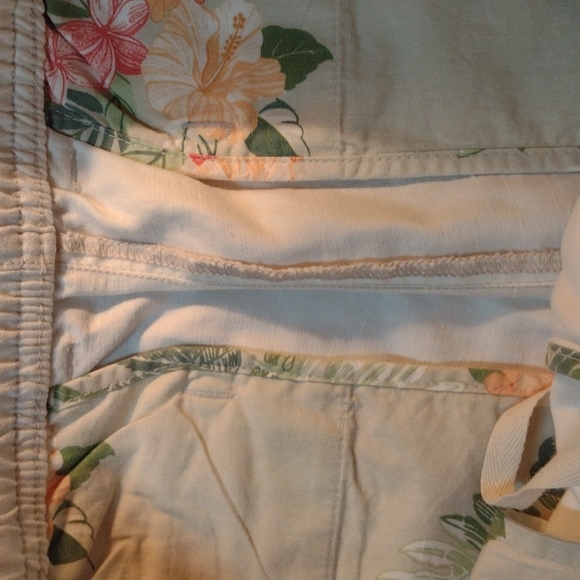 Tommy Bahama shorts - Picture 4 of 5